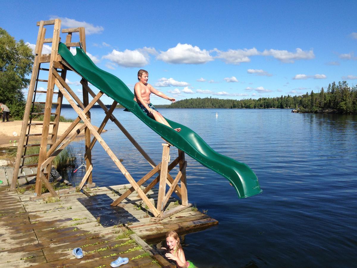 Bakers Narrows Lodge And Conference Center Flin Flon Esterno foto